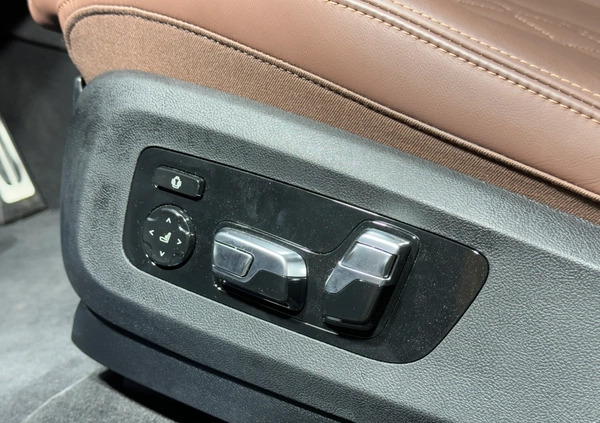 BMW X6 cena 519000 przebieg: 2583, rok produkcji 2024 z Grójec małe 352